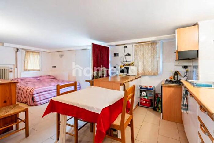 Appartamento quadrilocale in vendita in Via Lazzaro Mocenigo, Venezia