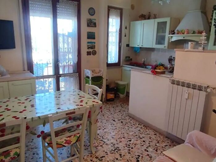 Appartamento con 5 locali in vendita in San Giuliano Terme