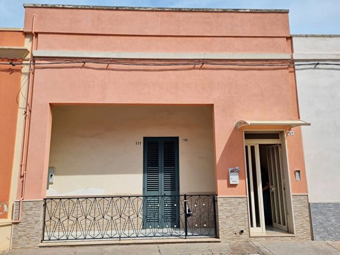 Casa quadrilocale in vendita in Via Carlo Pisacane Copertino, Copertino