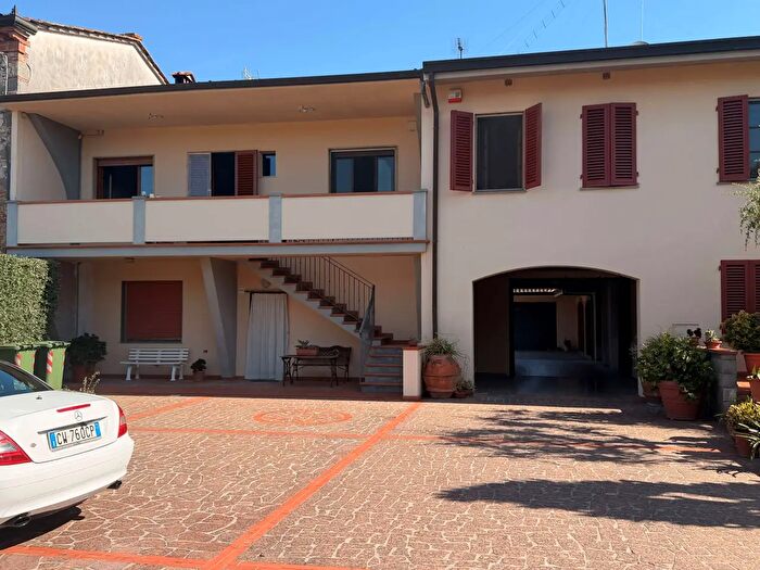 Appartamento quadrilocale in vendita in Via San Cristoforo, Capannori