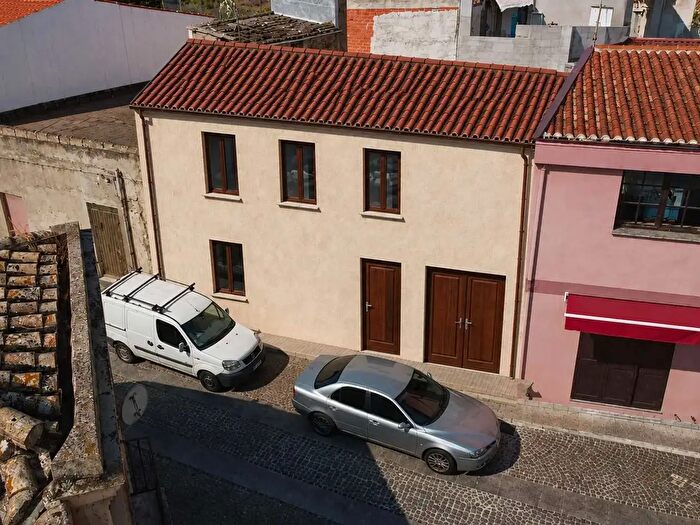 Casa trilocale in vendita in Via Funtanaziu, Sinnai