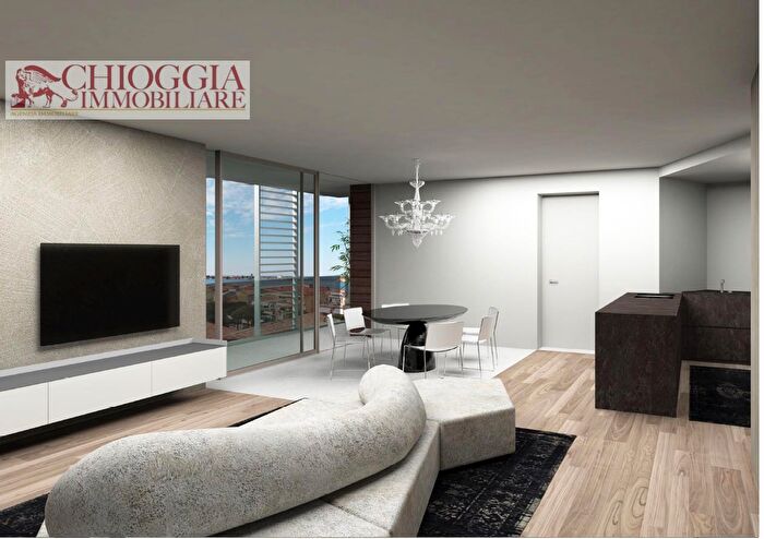 Appartamento quadrilocale in vendita in Viale San Marco, Chioggia