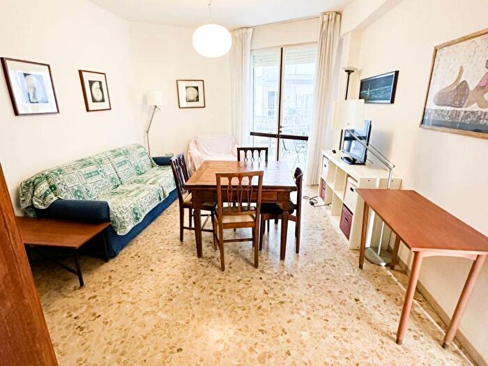 Appartamento trilocale in affitto in Largo Tempini, Lido Centro Ovest, Jesolo