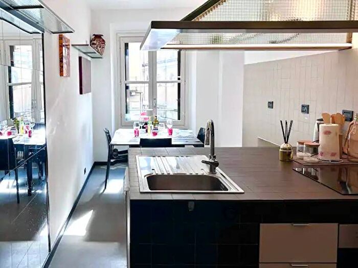 Appartamento trilocale in affitto in Cadorna Castello, Milano