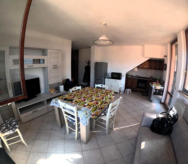 Appartamento trilocale in vendita in Colle Di Val DElsa