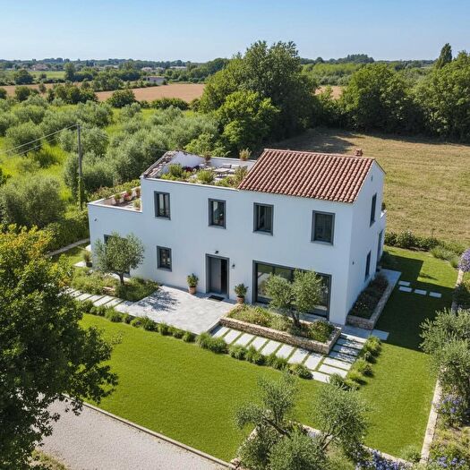 Casa in vendita in Via Commezzare, Arqua Petrarca