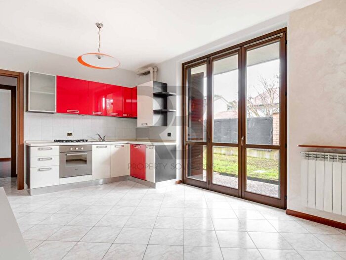 Appartamento bilocale in affitto in Via ai Ronchi, Mozzate