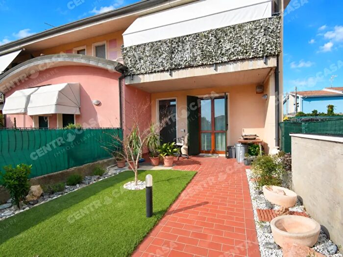 Appartamento trilocale in vendita in Bovolone