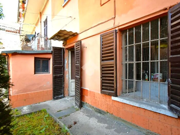 Appartamento bilocale in vendita in Via Varesina, Como