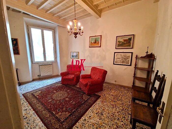 Appartamento con 5 locali in vendita in Piazza della Repubblica, Firenze