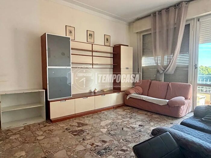 Appartamento trilocale in vendita in Reggio Emilia