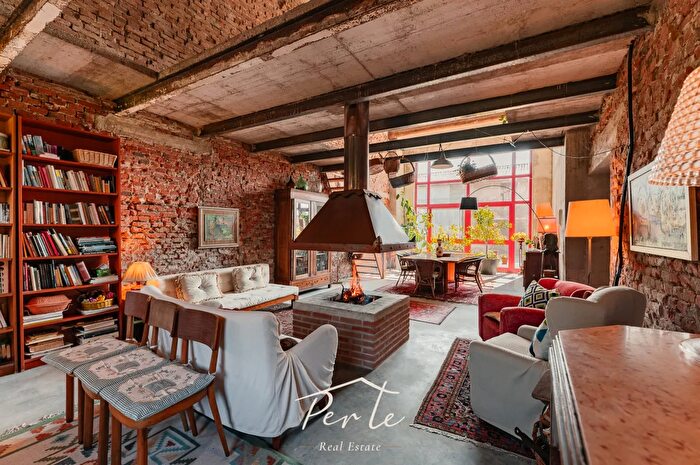 Casa con 10 locali in vendita in Via Schiappa, San Benedetto Po