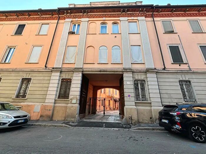 Appartamento bilocale in vendita in Via San Bartolomeo, Piacenza