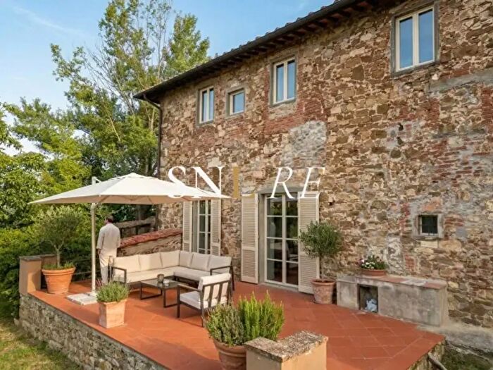 Casa con 6 locali in vendita in Via Volterrana, Scandicci