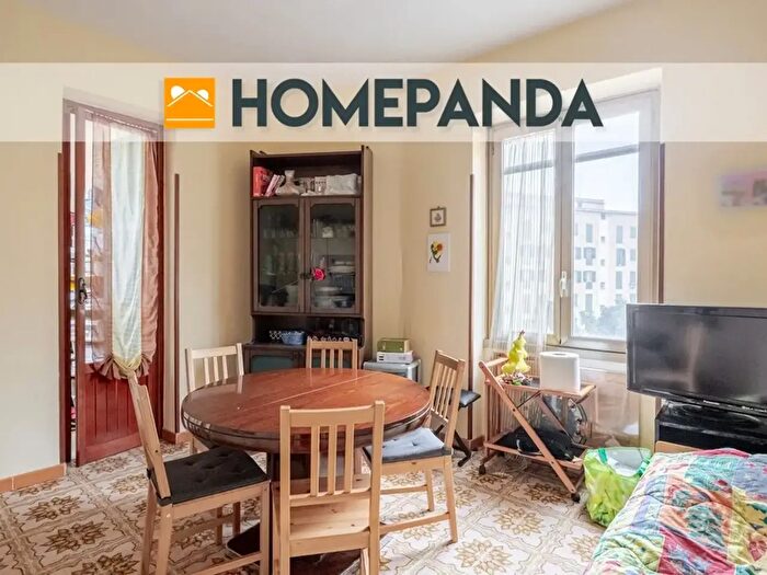 Appartamento trilocale in vendita in Via Pievebovigliana, Roma