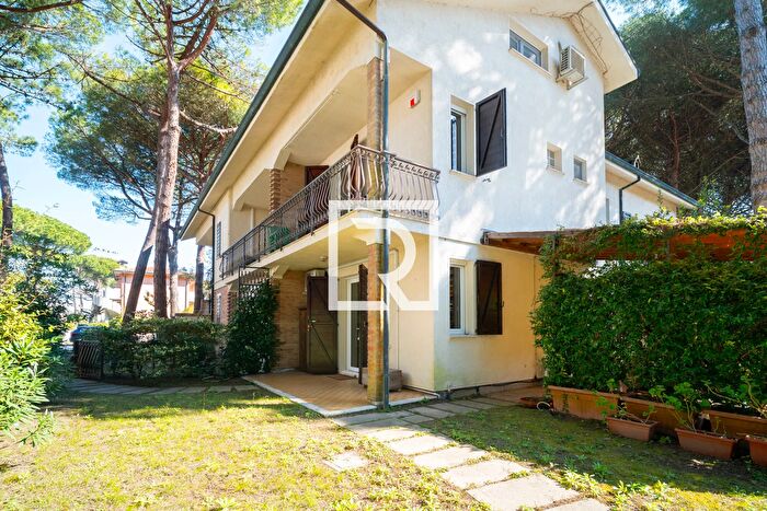 Casa trilocale in vendita in Viale delle Palme Ravenna, Ravenna