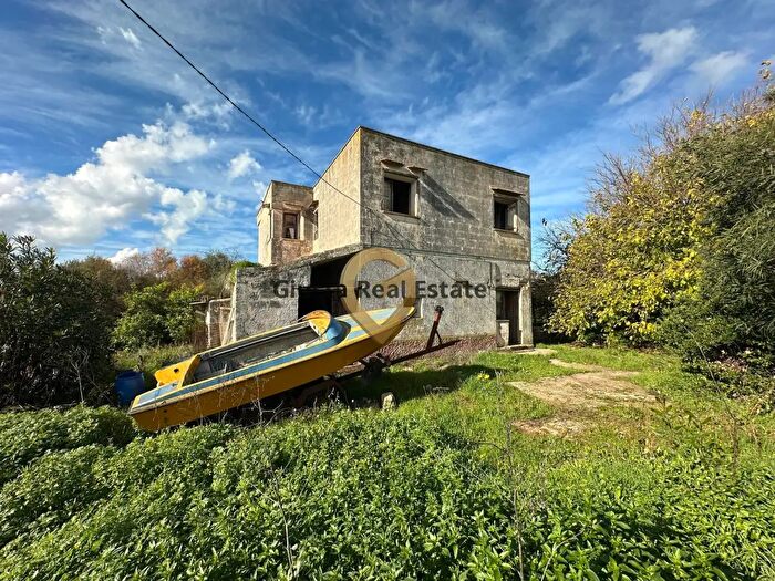 Casa quadrilocale in vendita in Cda Apani S N C, Brindisi