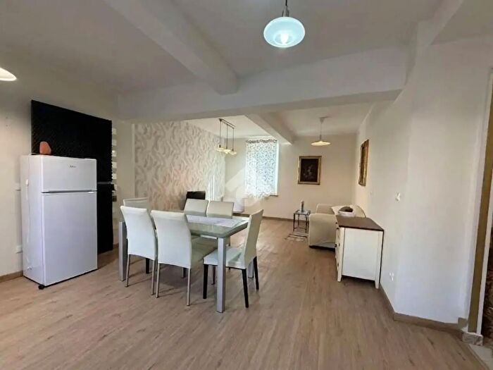Casa quadrilocale in vendita in Piazza Fanfulla, Traversetolo