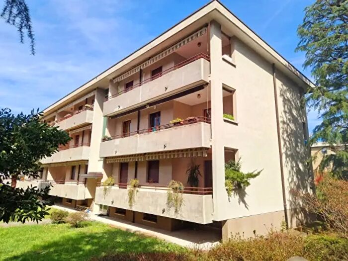 Appartamento quadrilocale in vendita in Via Senatore Guido Canziani, Gallarate