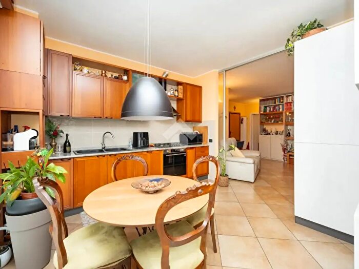 Appartamento quadrilocale in vendita in Via a Inzaghi, Gorgonzola