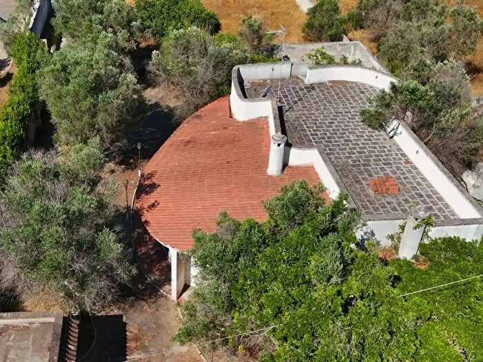 Casa con 8 locali in vendita in Porto Cesareo