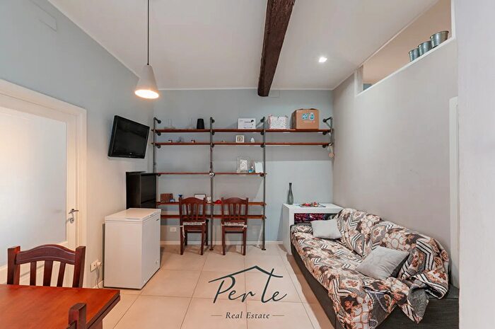 Appartamento trilocale in vendita in Via Grioli, Mantova