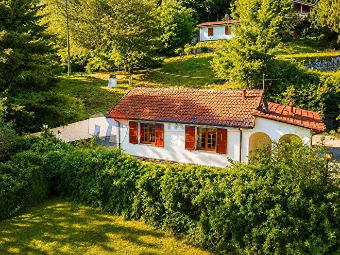 Casa trilocale in vendita in Fosdinovo