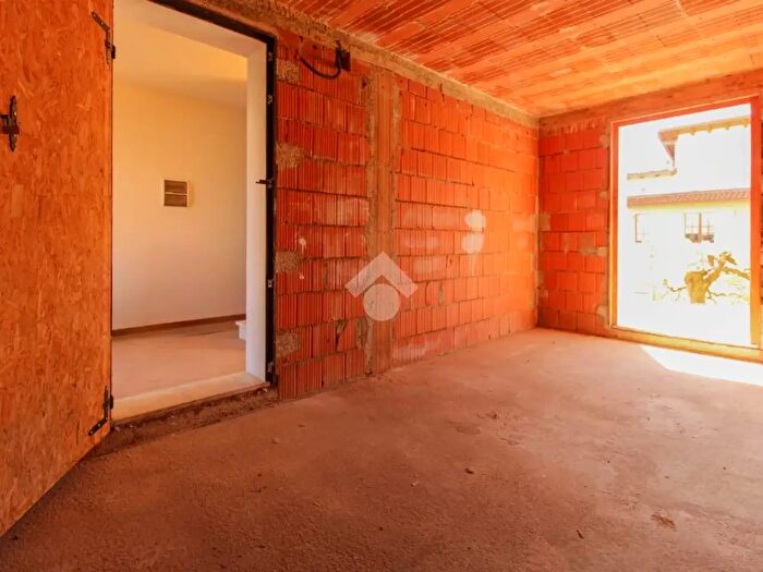 Appartamento trilocale in vendita in Via della Ferrovia, Gavardo