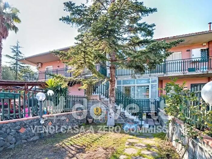 Appartamento bilocale in vendita in Via Ombra b, Mascalucia