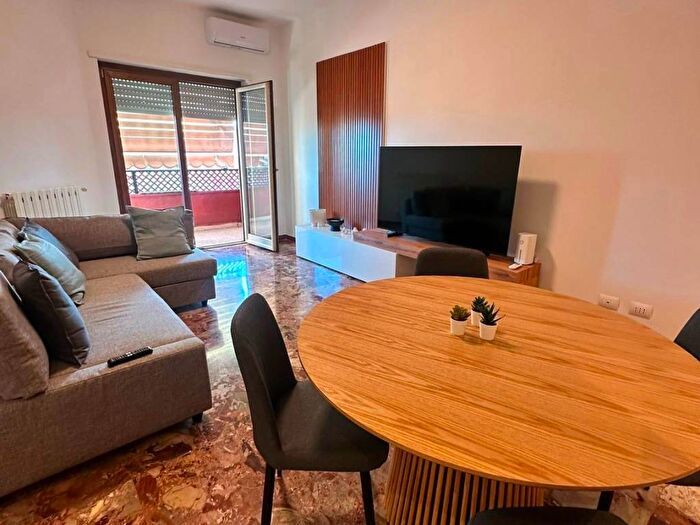 Appartamento trilocale in affitto in Via Ennio Visca, Centro, Nettuno