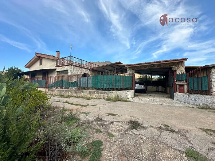 Casa quadrilocale in vendita in Via del Fico d'India, Misilmeri