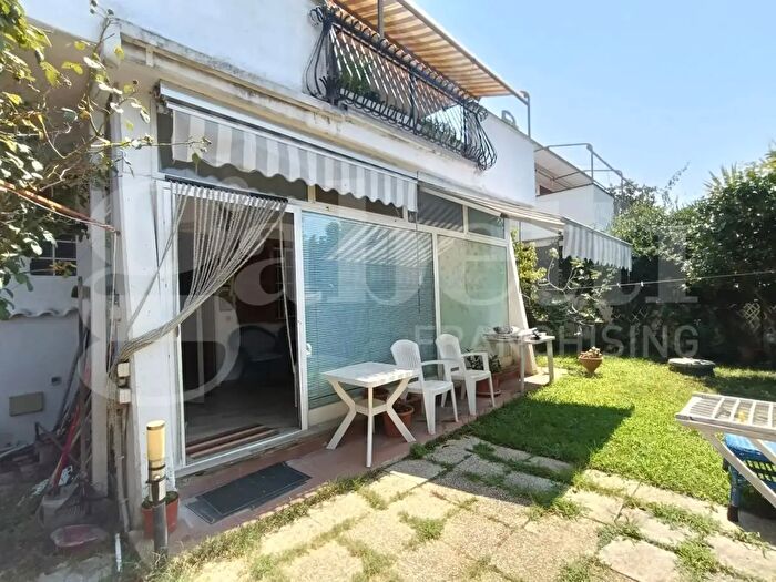 Appartamento trilocale in vendita in Viale dei Gladioli c, Anzio
