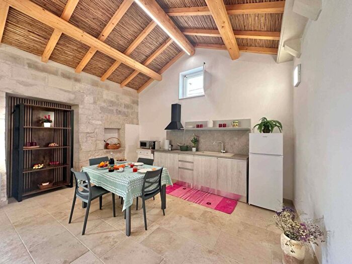 Appartamento bilocale in affitto in Via Costantino, Martano