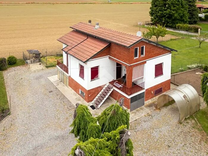 Casa con 5 locali in vendita in Via Martini E Rossi, Chieri