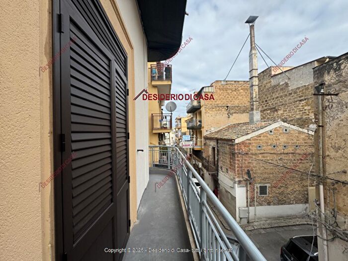 Appartamento trilocale in affitto in Via Senatore Scaduto Bagheria Pa Italia, Bagheria