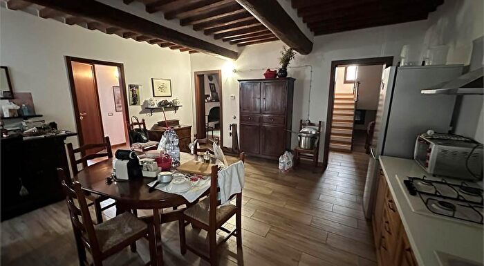 Casa con 10 locali in vendita in San Prospero Via Viazza, San Prospero