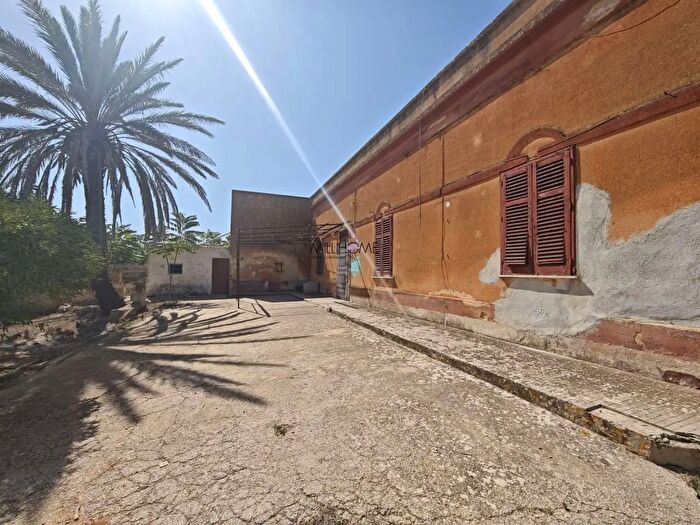 Casa con 5 locali in vendita in Contrada Torrelunga Puleo, Marsala