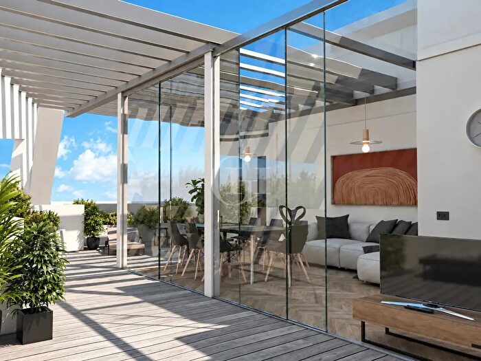 Appartamento con 5 locali in vendita in Peschiera Del Garda