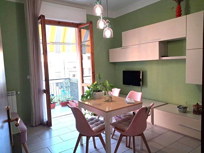 Appartamento con 5 locali in affitto in Masini XX Settembre, Empoli