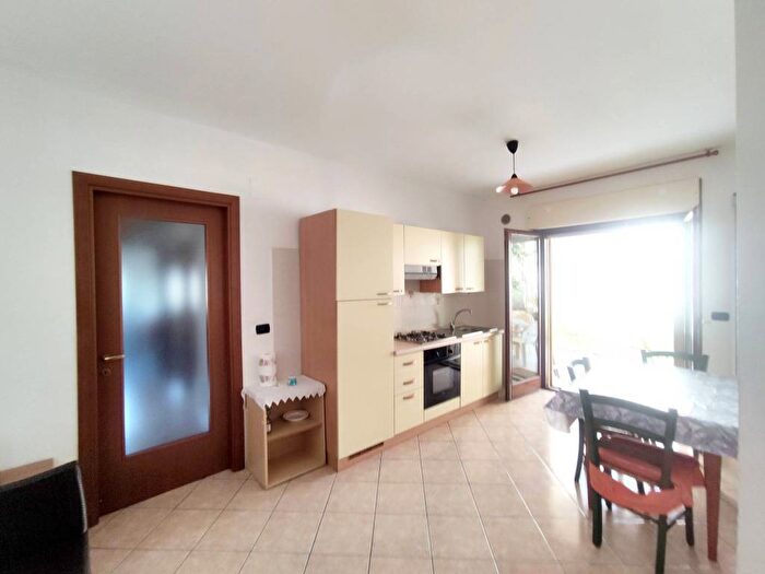 Appartamento trilocale in affitto in Via Aldo Moro, Chieti Scalo, Chieti