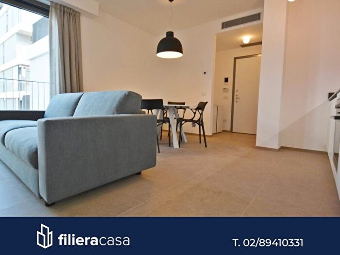 Appartamento bilocale in affitto in Via Giuseppe Compagnoni, Plebisciti Susa, Milano