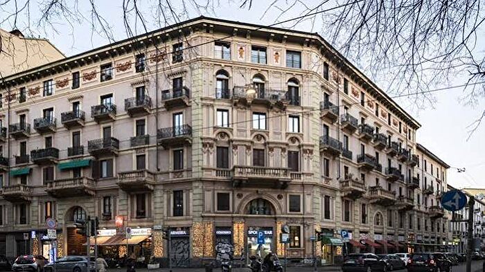 Appartamento quadrilocale in affitto in Viale Monte Nero, Montenero, Milano