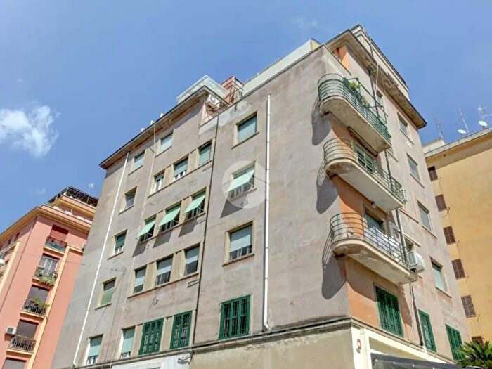 Appartamento trilocale in vendita in Via Florio, Roma
