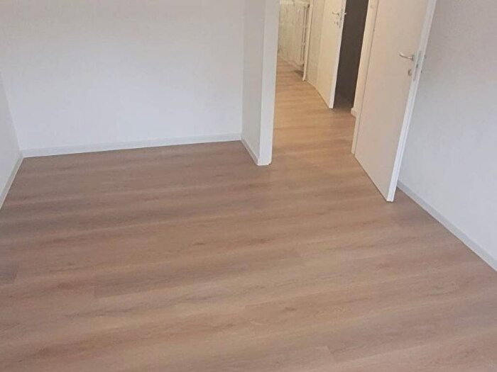 Appartamento trilocale in affitto in Via Giuseppe Tartini, Regio Parco, Torino