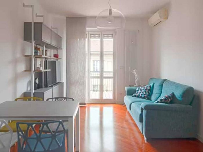 Appartamento trilocale in affitto in Via Lario, Zara, Milano