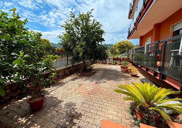 Appartamento quadrilocale in vendita in Via dei Platani, Carinola