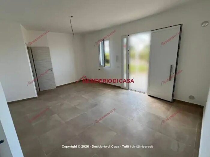 Casa trilocale in vendita in Ss, Campofelice Di Roccella