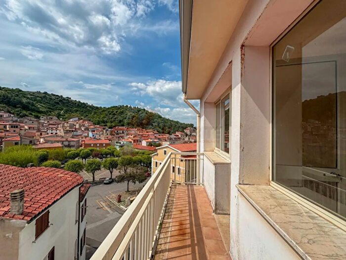 Casa con 6 locali in vendita in Via XX Settembre, Nughedu Di San Nicolo