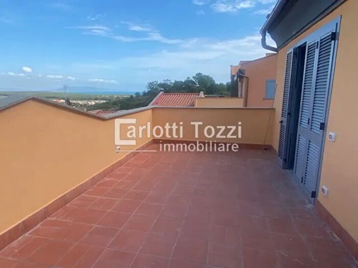 Appartamento quadrilocale in vendita in Via delle Ginestre, Castiglione Della Pescaia