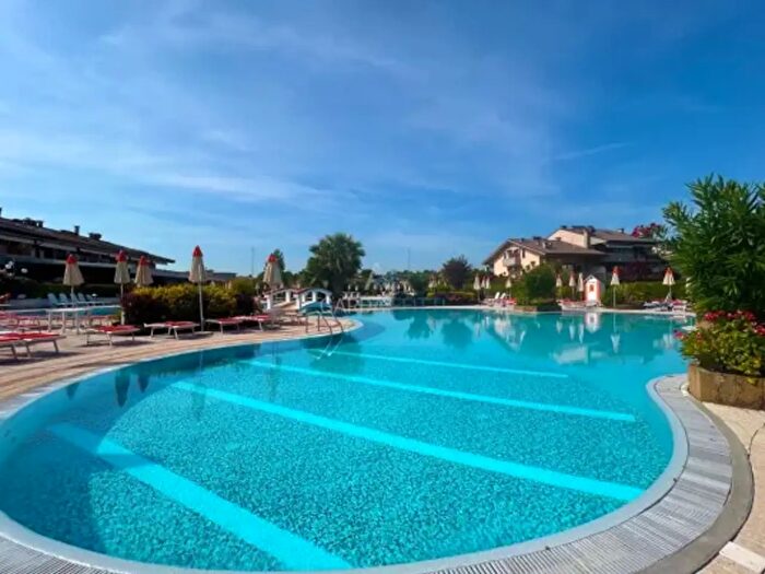 Appartamento bilocale in vendita in Via Giulio Cesare, Desenzano Del Garda